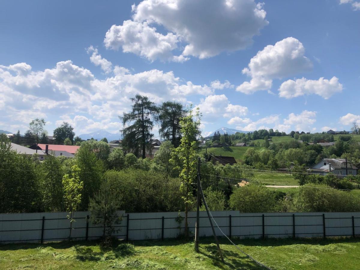 У Ані Lazeșciîna Exterior foto